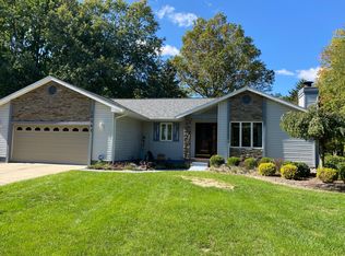 10283 Summerfield Rd, Temperance, MI 48182