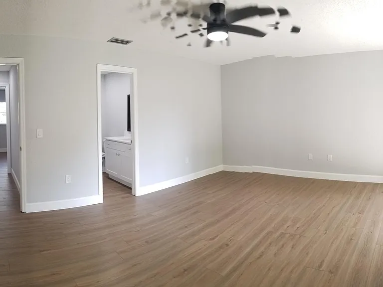 1548 Gulfview Dr — Photo 17