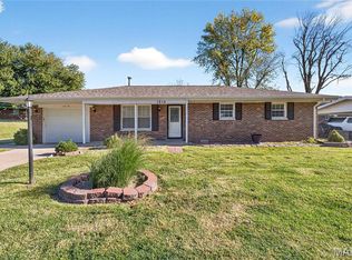 1210 Express Dr, Belleville, IL 62223