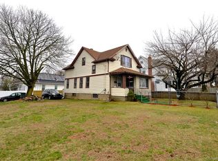 430 Beechmont Ave, Bridgeport, CT 06606