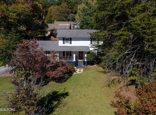 10117 Oak Creek Ln, Knoxville, TN 37932