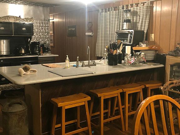 5th image of 217 Juniper Rd