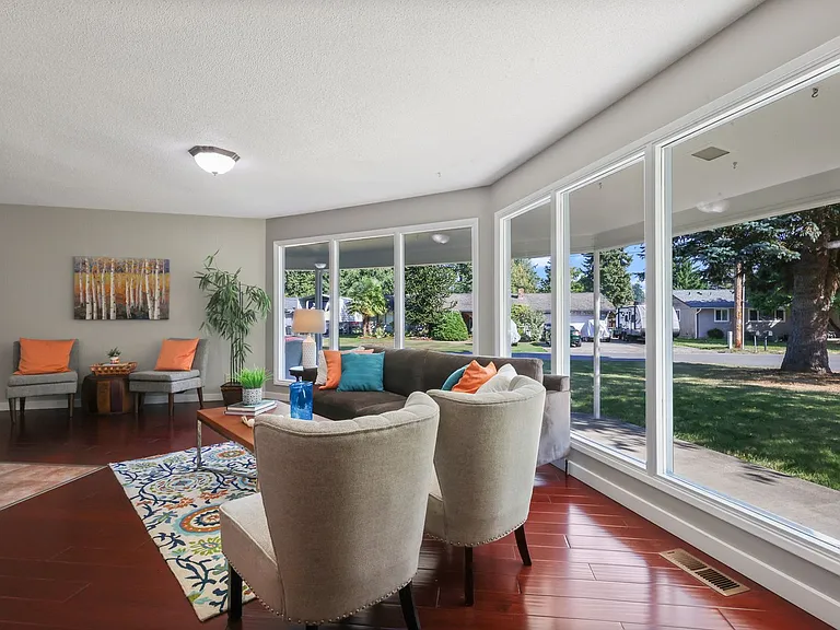 5113 Brassfield Dr SE — Photo 12