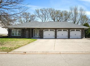 5421 Ojibway Ave N, Stillwater, MN 55082