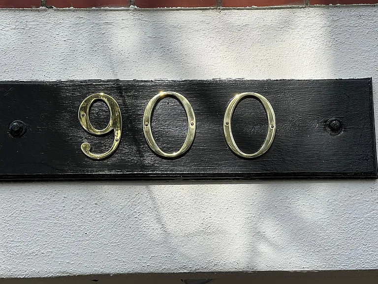 900 University Dr #2 — Photo 11