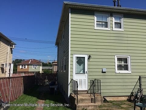 2nd image of 104 Lynhurst Ave
