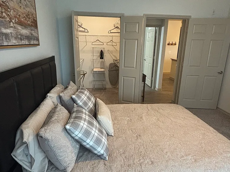 Bella Palazzo Luxury Apartment Community — Photo 61