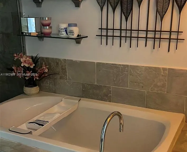 2641 N Flamingo Rd #1505N — Photo 11