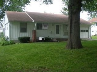 1224W W Crestview Dr, Maryville, MO 64468
