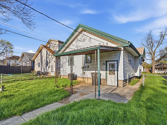 4th image of 626 N Emerson Ave