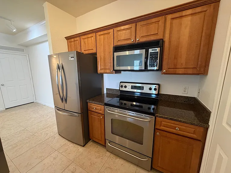 12970 Positano Cir #306 — Photo 9