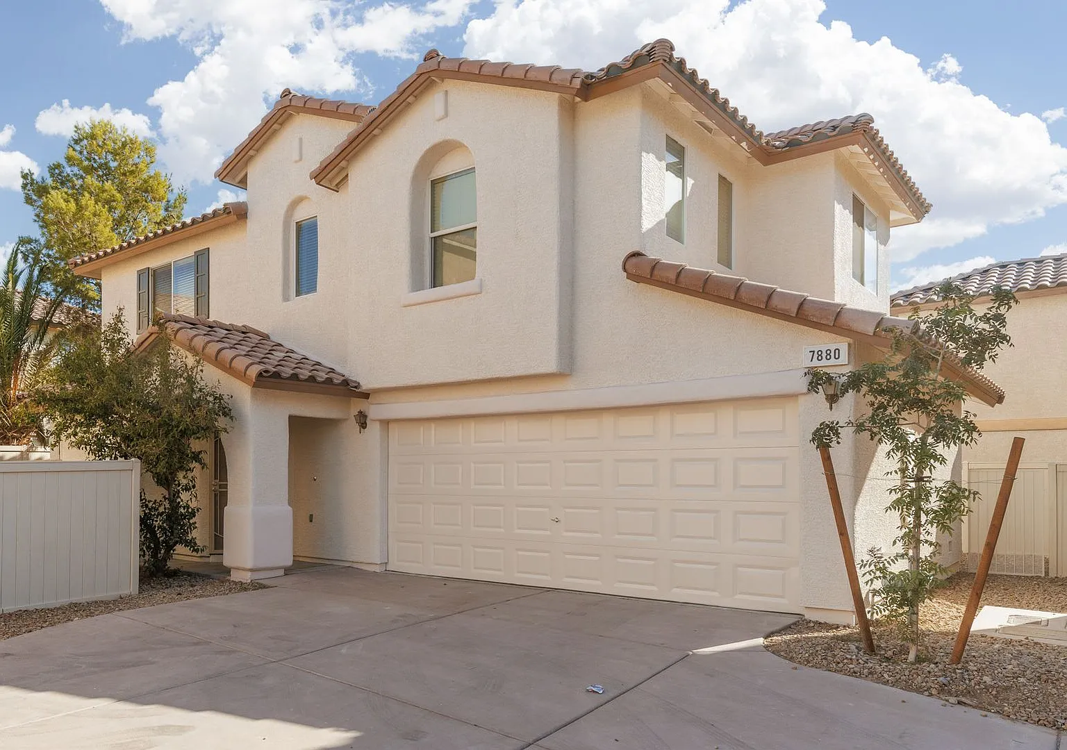 Well mainted SW 3 bedroom home for only $1895! — Photo 1