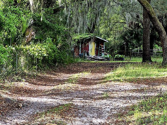 3rd image of 252 GEORGETOWN SHORTCUT Road