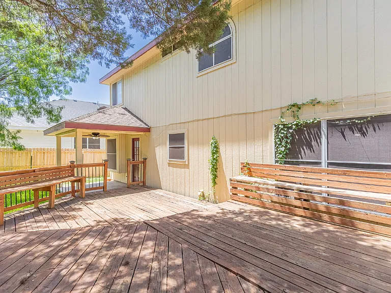 3604 Meade St — Photo 37