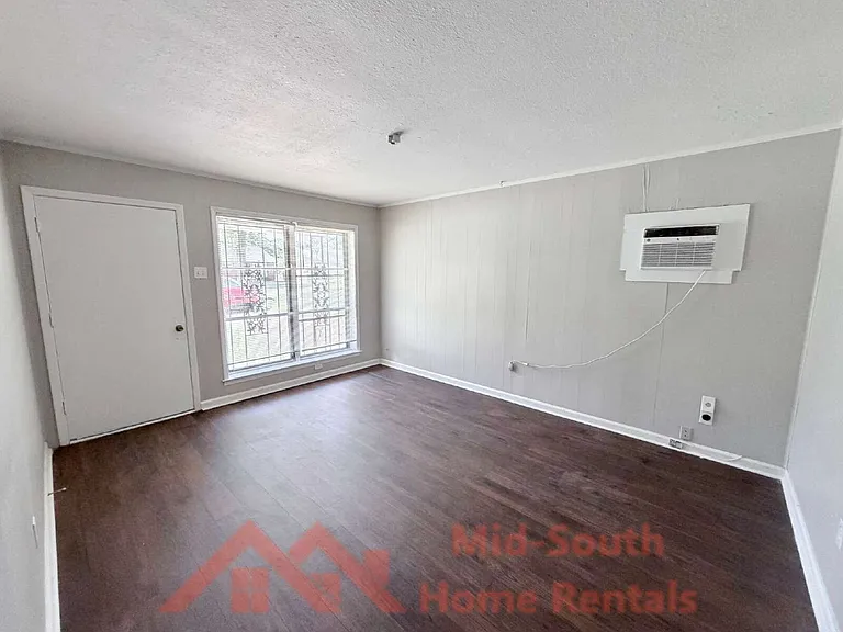 452 Delta Rd — Photo 9