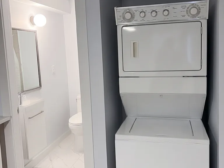 7951 Thormanby Cres #5336 — Photo 6