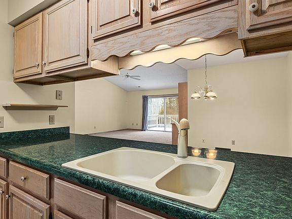 5th image of 1685 Riva Ridge Dr