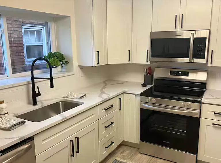 3807 Burgen Ave — Photo 8