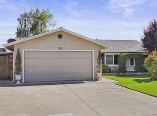 333 Almond Ct, Ripon, CA 95366