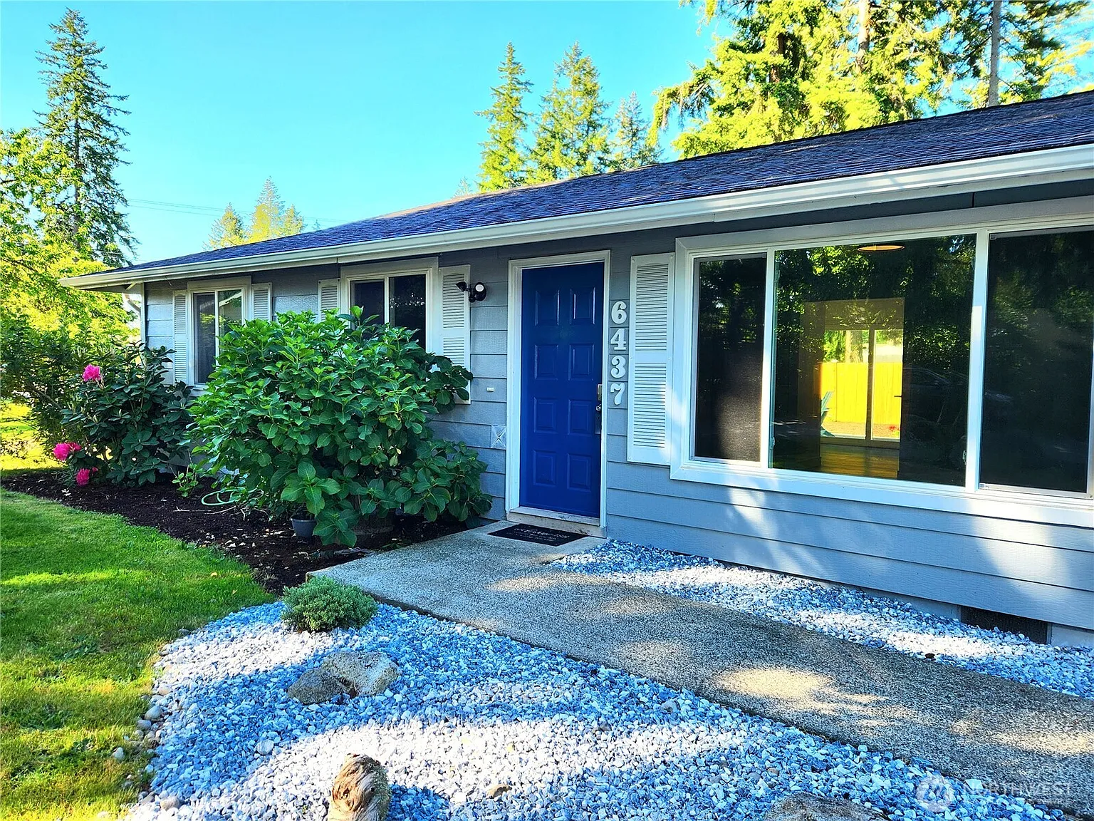 6437 195th Avenue E photo 1