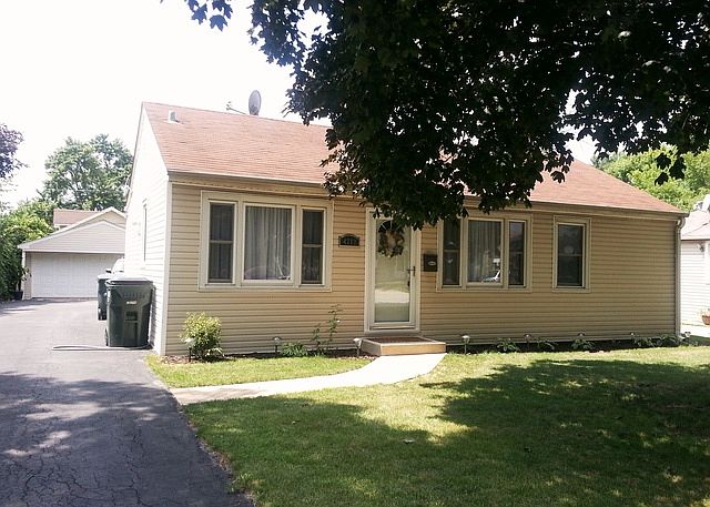 1st image of 4712 N Grace St
