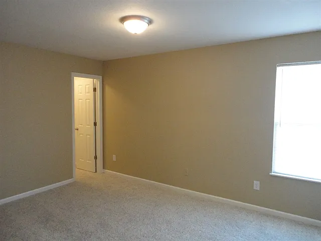 6282 Briargate Dr — Photo 13