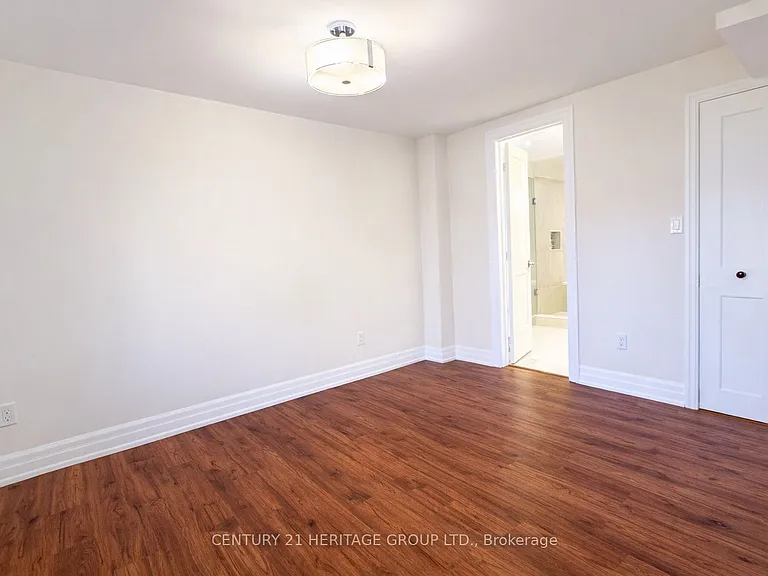 691 Shanahan Blvd — Photo 14