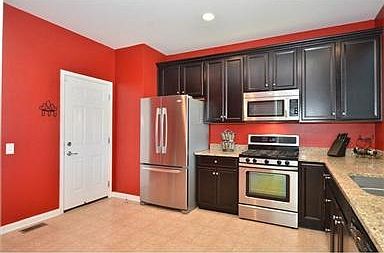 3rd image of 265 N Caldwell Cir