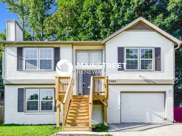 2005 Marbut Forest Dr, Lithonia, GA 30058