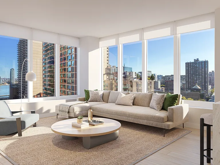 255 E 39th St #Penthouse 5B — Photo 1
