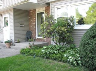 2429 New York Ave, Melville, NY 11747