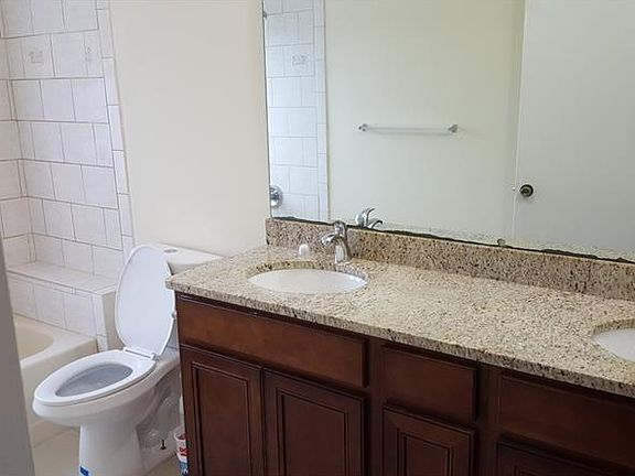 2nd image of 7492 Bordwine Dr