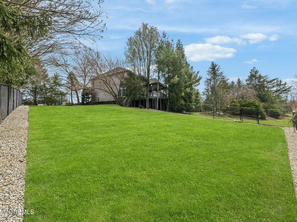 530 Turtle Hollow Drive, Freehold, NJ 07728