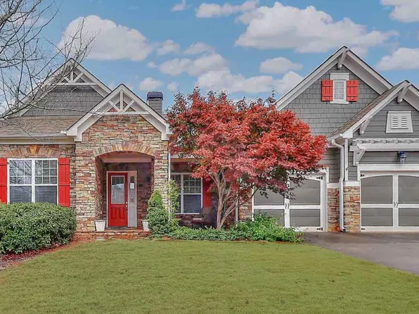 1102 Creekwood Cir, Madison, GA 30650