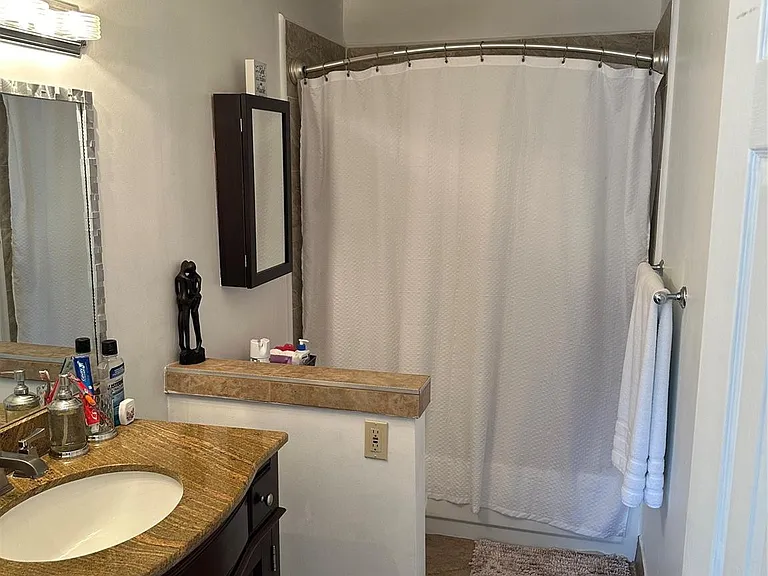 3024 Lucerne Park Dr — Photo 11