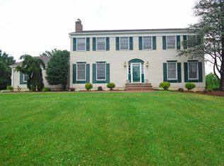 31 Rittenhouse Cir, Flemington, NJ 08822