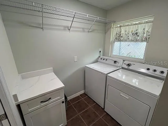 3131 Lowndes Dr — Photo 32