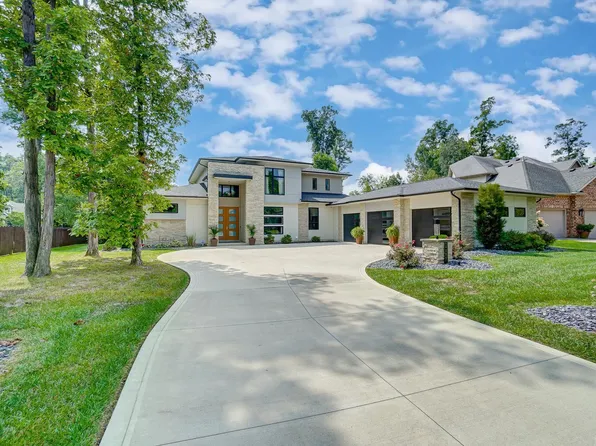 10228 Chambord Knl, Fort Wayne, IN 46835