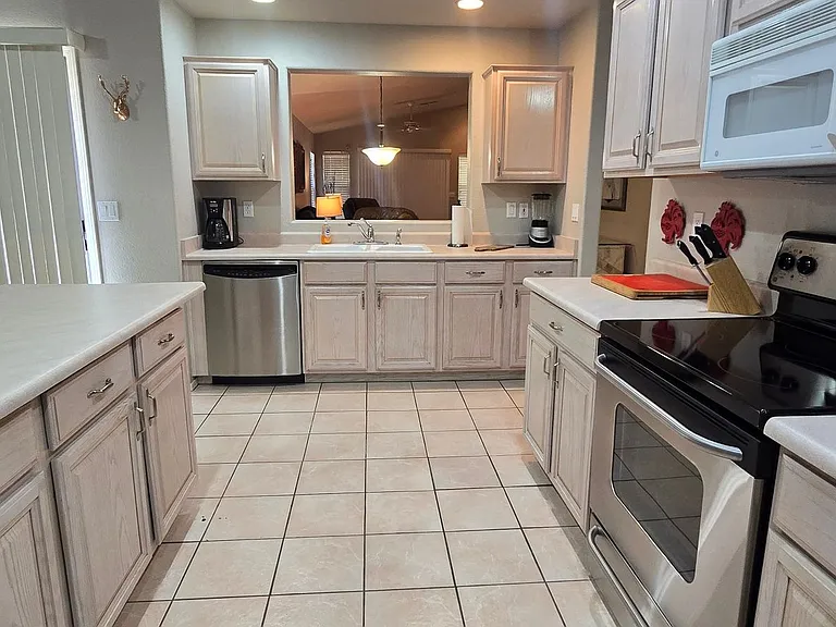 17247 E Grande Blvd #8 — Photo 11