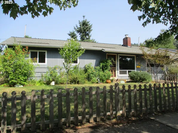 3375 Alder St, Eugene, OR 97405