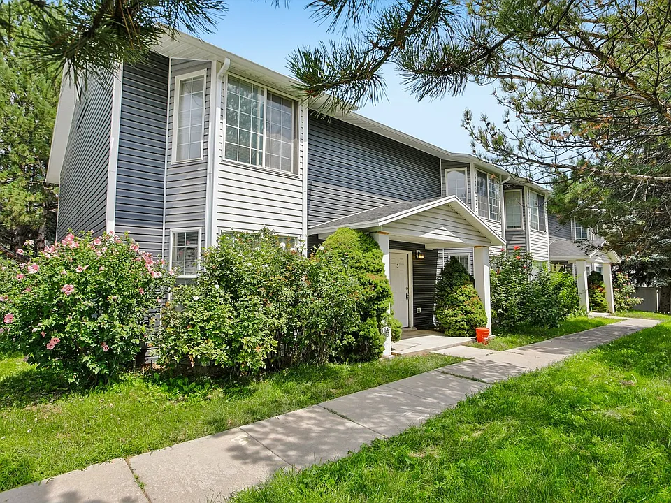 Shady Lane Apartments