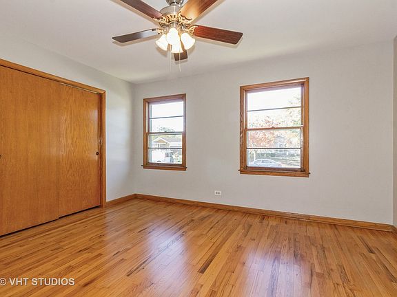 5th image of 13 N Grace St