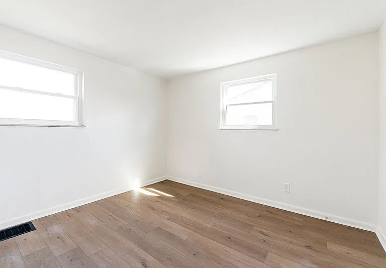 4040 Halsey Pl — Photo 14