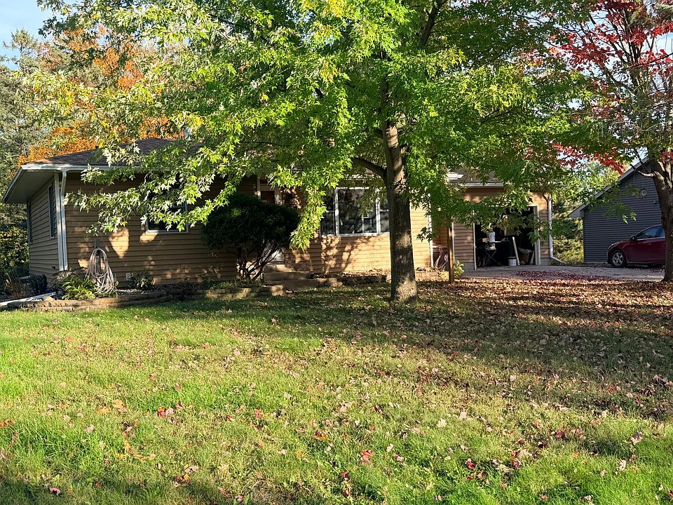 1st image of 630 Summit Ln