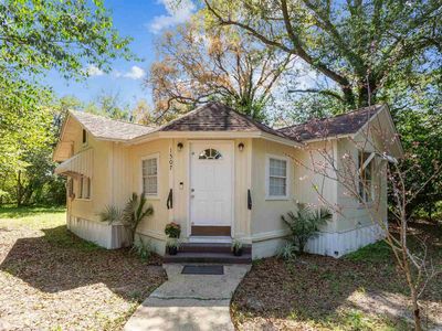 1507 N South St, Pensacola, FL, 32505