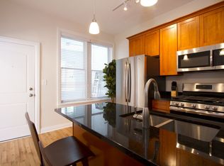 2149 W Division St APT 2R, Chicago, IL 60622