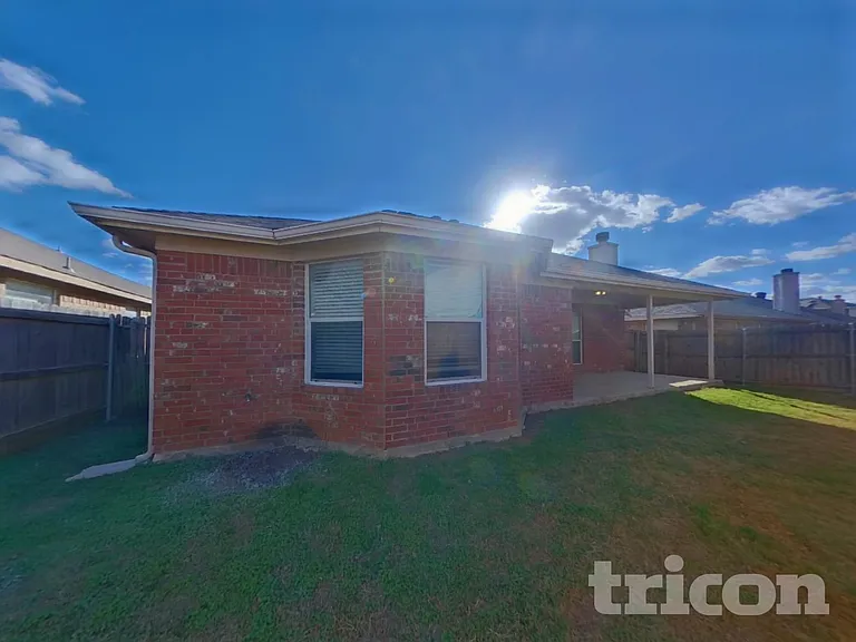 10712 Braemoor Dr — Photo 12