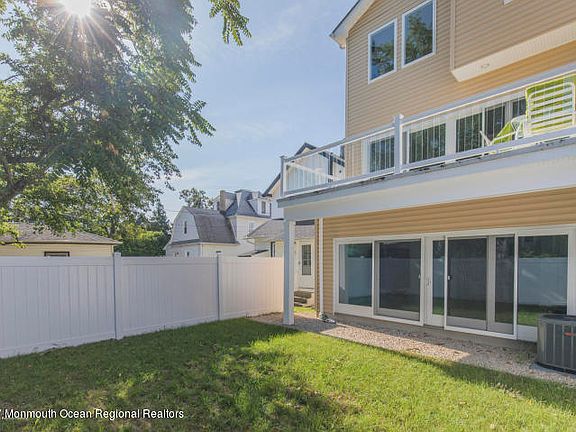 2nd image of 212 McCabe Ave