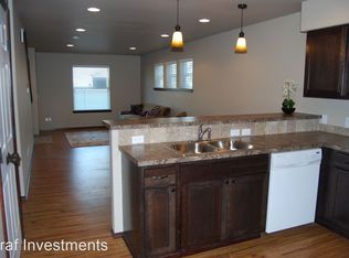 412 S 3rd St APT A, Selah, WA 98942