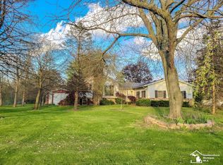 9200 Jackman Rd, Temperance, MI 48182